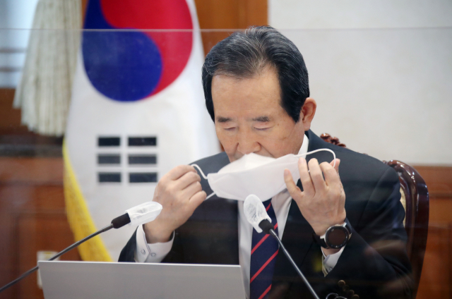 정세균 국무총리가 5일 정부서울청사에서 부모의 학대로 16개월 입양아가 사망한 