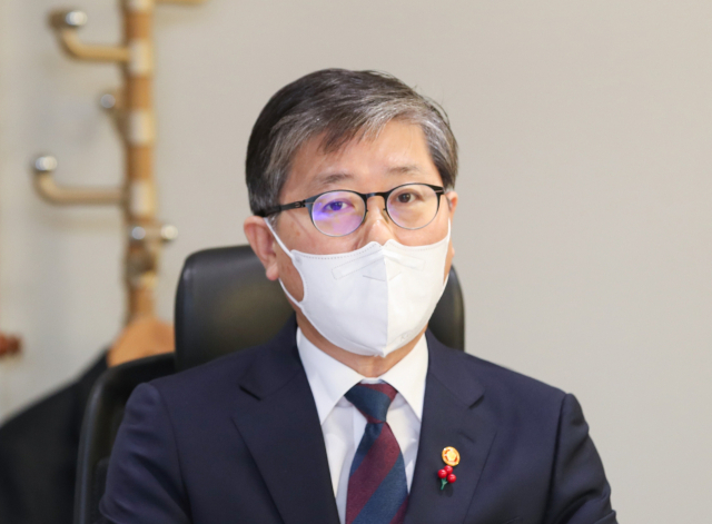 변창흠 국토교통부 장관이 5일 영상으로 진행된 주택 공급기관 간담회에 참석해 발언하고 있다. [국토교통부 제공. 재판매 및 DB 금지] 연합뉴스