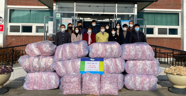 매전면 경로당 이불 전달