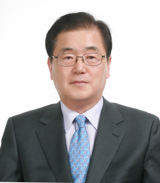 문재인 대통령은 20일 새 외교부 장관에 정의용 현 대통령 외교안보특별보좌관을 내정했다. 연합뉴스