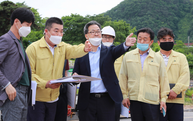 오도창 영양군수는 올 한 해 인구감소 등 지자체 존립위기를 벗어나