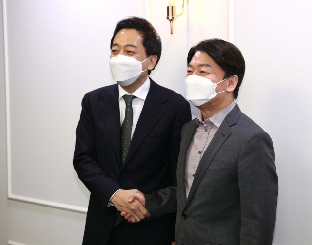 국민의당 안철수 대표와 무소속 금태섭 전 의원이 
