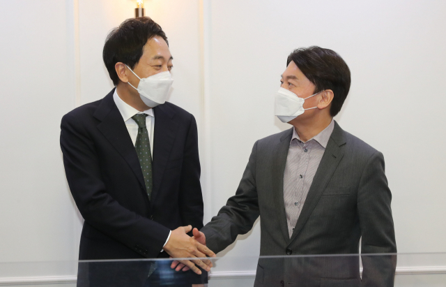 국민의당 안철수 대표와 무소속 금태섭 전 의원이 