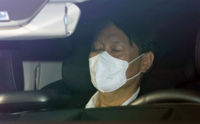 윤석열 검찰총장이 9일 오전 서울 서초구 대검찰청으로 출근하고 있다. 연합뉴스