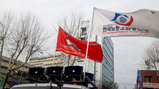 한달 가까이 이어지는 대구 파티마병원 앞 공사현장 집회에 환자들이 소음 피해를 호소하고 있다. 윤정훈 인턴기자