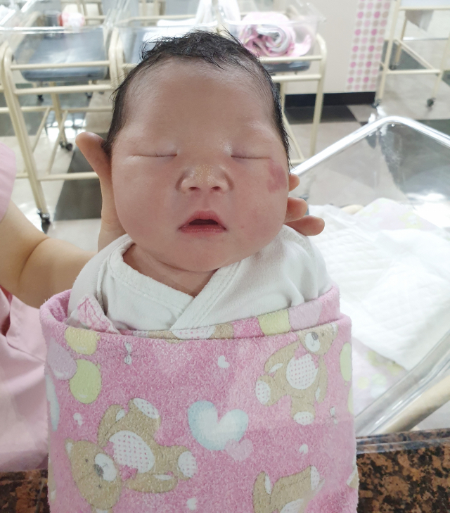 홍은진 아기