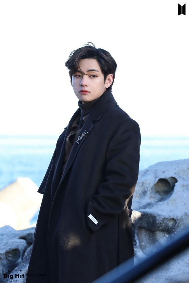 사진. 빅히트엔터테인먼트(방탄소년단 뷔)