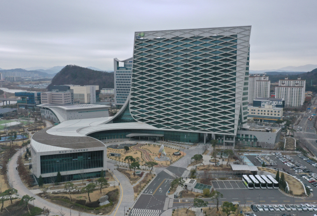경남 진주시 충무공동 한국토지주택공사(LH) 본사 전경. 연합뉴스