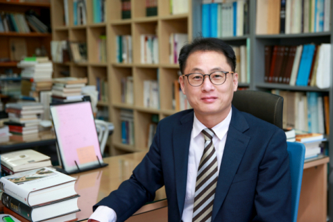 김율 대구가톨릭대 교수