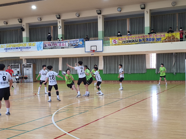 19일 대구 성명초에서 대구소년체육대회 핸드볼 예선전이 진행되고 있다. 대구시교육청 제공