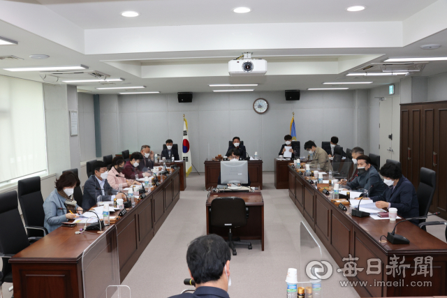 포항시의회 지진특별위원회에서 