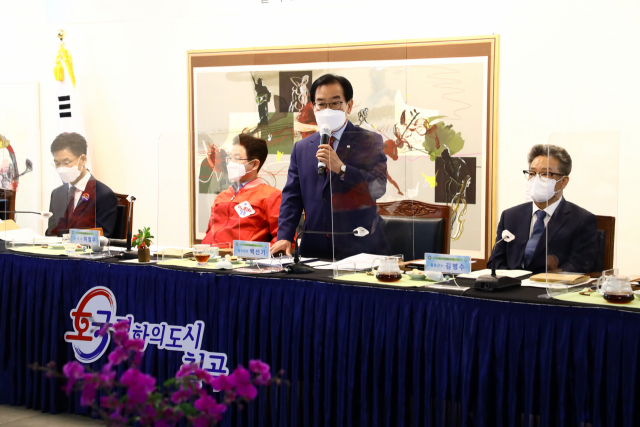 백선기 경북시장군수협의회장이 30일 칠곡군 가산수피아 미술관에서 열린 