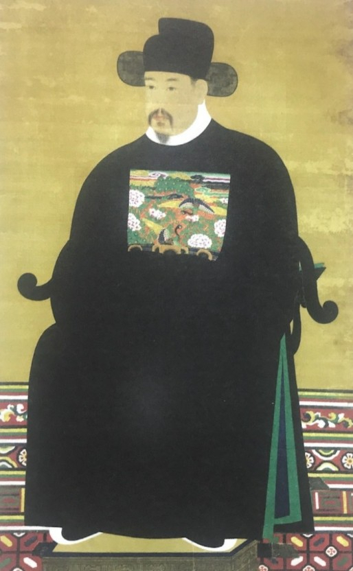 윤휴 초상. 지금까지 윤휴의 초상으로 알려져 왔으나 소장자의 연구에 의하면 부친인 윤효전의 것이라고 한다. 책 25쪽에서