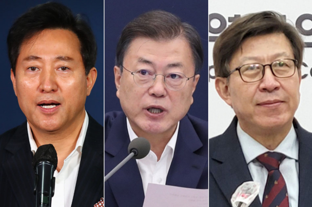 문재인 대통령은 21일 낮 청와대 상춘재에서 신임 오세훈 서울시장, 박형준 부산시장과 오찬 간담회를 진행한다. 사진은 신임 오세훈 서울시장(왼쪽부터), 문재인 대통령, 신임 박형준 부산시장. 연합뉴스
