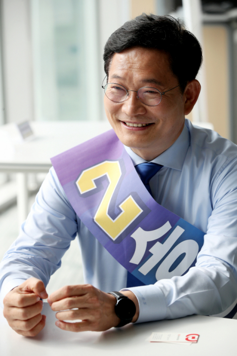 송영길 더불어민주당 의원이 24일 대구를 찾아 