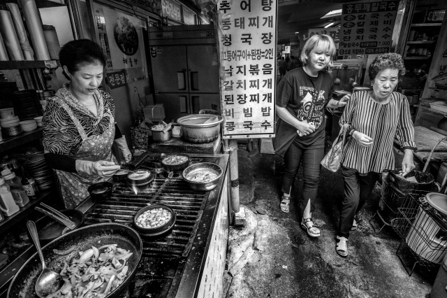 서문시장, 손경찬 (대구예술총연합회 정책기획단장)·사진 서병창