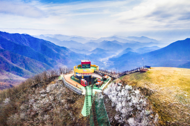 국내 최장 산악 모노레일인 문경 단산모노레일 정상모습. 문경시 제공