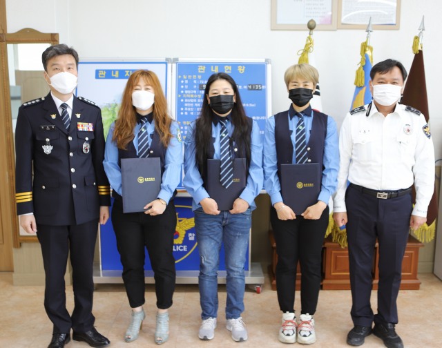 울릉경찰 녹색어머니회와 교통안전 위한 위촉식