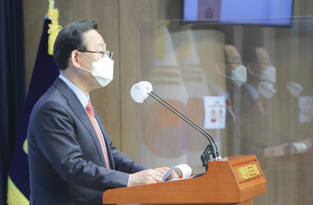국민의힘 당 대표 경선에 나선 주호영 의원이 19일 오후 국회 소통관에서 기자회견을 하고 있다. 연합뉴스