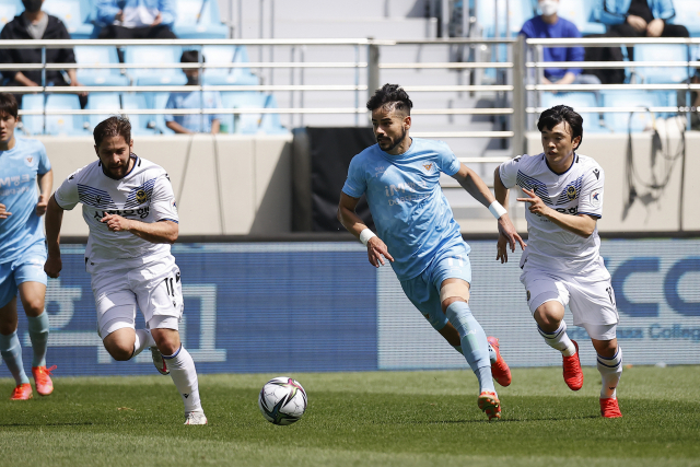 대구FC는 23일 전북현대와의 홈 경기에서 8경기 무패 행진에 도전한다. 대구FC의 세징야. 대구FC 제공
