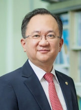 박동균