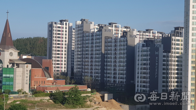 경북 포항시 북구 우현동 우현중해마루힐센텀아파트. 포항시 제공