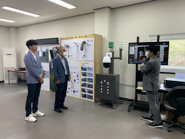 신봉재 대구지방조달청장은 7일 경북 경산 ㈜세일시스템의 
