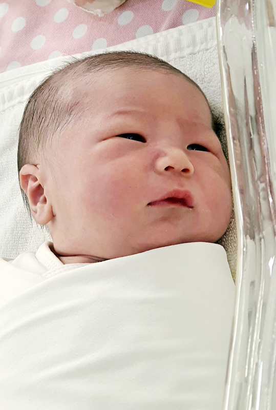 박차민아가