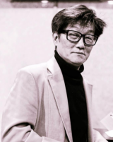 이산하 시인