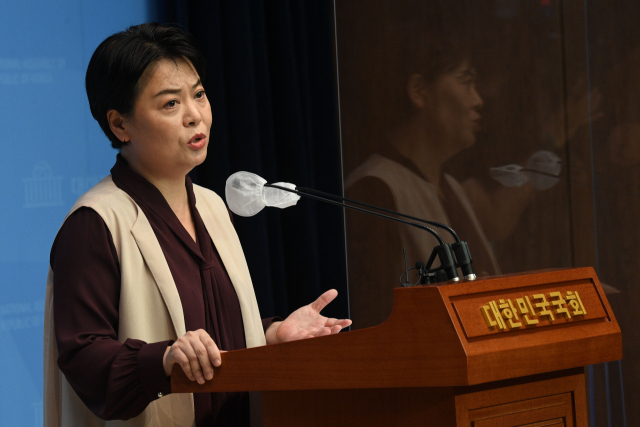 국민의힘 윤희숙 의원이 2일 오전 서울 여의도 국회 소통관에서 대선 출마 선언을 하고 있다. 연합뉴스