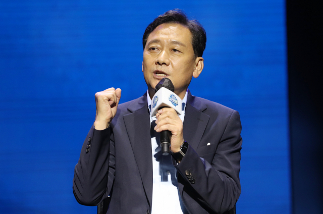 4일 오후 충북 청주시 서원구 CJB컨벤션센터에서 열린 더불어민주당 대선 예비경선 행사 