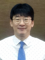 장윤제 장윤제연합치과의원 원장