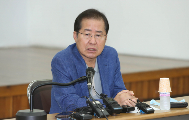 대권에 도전하는 국민의힘 홍준표 의원이 16일 오후 대구시당에서 기자간담회를 하고 있다. 연합뉴스