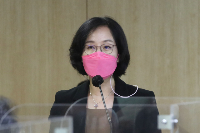 다주택 논란으로 물의를 빚은 김현아 서울주택도시공사(SH) 사장 후보자가 자진 사퇴했다. 김현아 후보자는 1일 사회관계망서비스에 올린 글에서