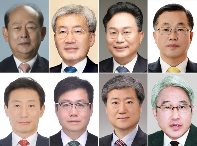 문재인 대통령은 5일 국가인권위원장에 송두환 전 헌법재판소 재판관(대북송금 의혹 사건 특별검사(윗줄 왼쪽부터), 금융위원장에 고승범 한국은행 금융통화위원회 위원, 행정안전부 차관에 고규창 기획조정실장, 행정안전부 재난안전관리본부장에 이승우 재난협력실장, 산업통상자원부 2차관에 박기영 기획조정실장(아랫줄 왼쪽부터), 산업통상자원부 통상교섭본부장에 여한구 대통령비서실 신남방·신북방 비서관, 행정중심복합도시건설청장에 박무익 국토교통부 교통물류실장, 국립외교원장에 홍현익 세종연구소 안보전략연구실 수석연구위원을 내정했다. 연합뉴스