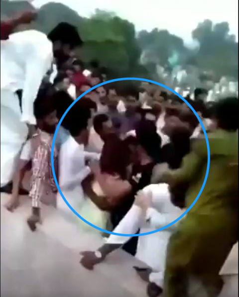 [영상] 수백명 남성에 '묻지마 폭행' 당한 파키스탄 女 