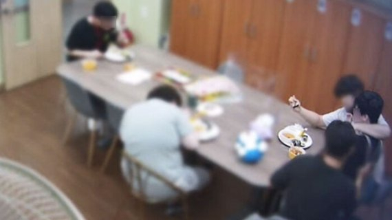 SBS가 공개한 사건 당일 CCTV화면 캡처