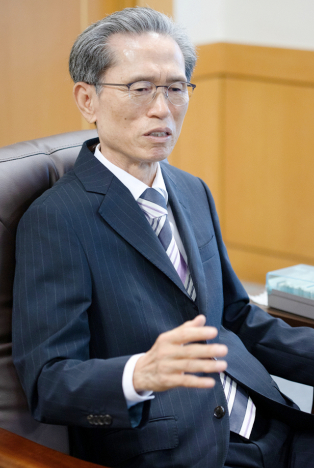 이홍중 화성산업 회장이 