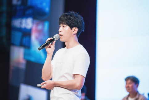정주식 직썰 편집장. 본인 페이스북