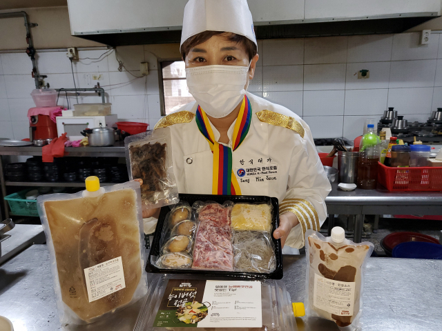 31일 대구 남구 일미정에서 송민선 외식업 남부지부장이 자신이 개발한 