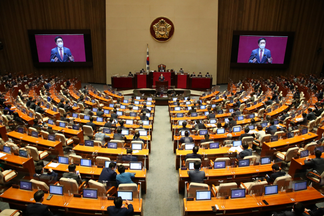 국민의힘 김기현 원내대표가 9일 서울 여의도 국회에서 열린 제391회 국회(정기회) 제3차 본회의에서 교섭단체 대표연설을 하고 있다. 연합뉴스
