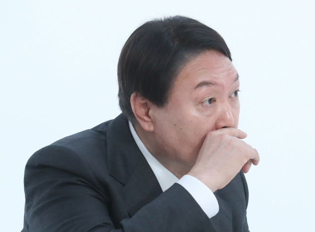 국민의힘 윤석열 대선 경선 후보가 10일 오후 서울 금천구 즐스튜디오에서 열린 
