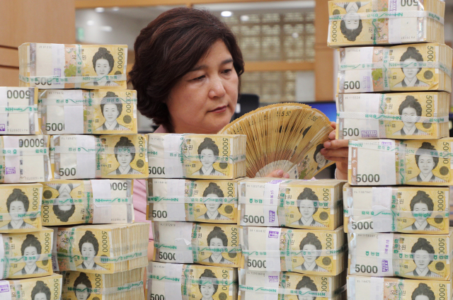 세상이 변하는 만큼 돈의 모양과 쓰임새, 기능과 역할도 달라지고 있다. 매일신문 DB