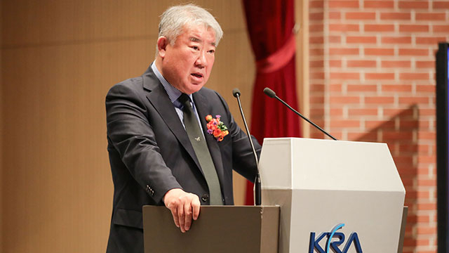 김우남 전 회장. 한국마사회 제공