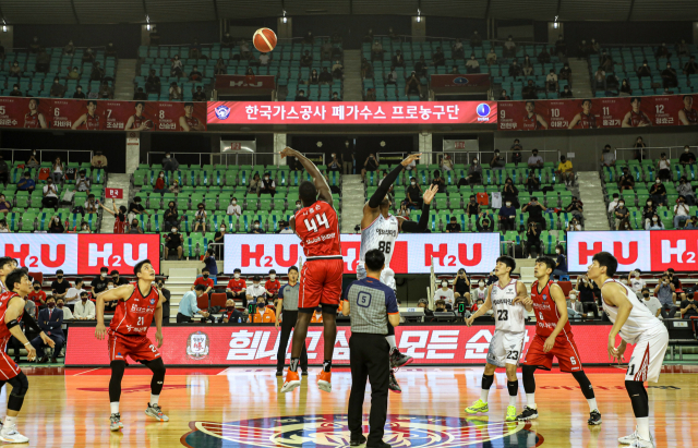 10일 오후 대구 북구 대구체육관에서 열린 