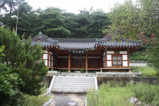 운양서원 강당.