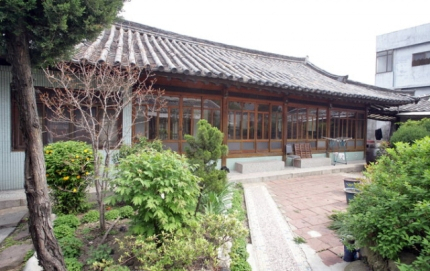 대구 중구 서성로에 있는 소남 이일우 선생의 고택. 중구청 제공