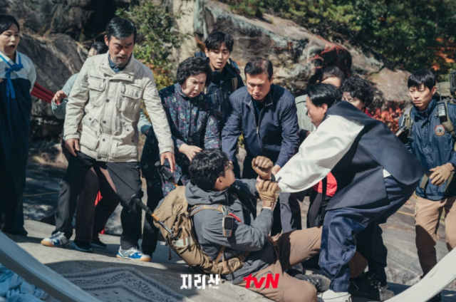 tvN 토일드라마 '지리산'의 한 장면. tvN 제공