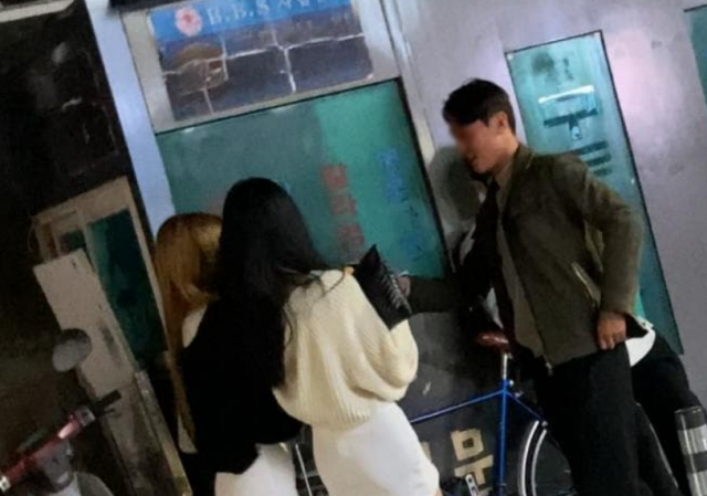 프로축구 일부 선수들이 최근 핼러윈데이 때 대구 동성로에서 