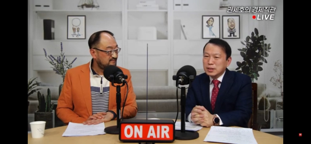 TV매일신문 진행자 야수(권성훈 영상팀장)과 함께